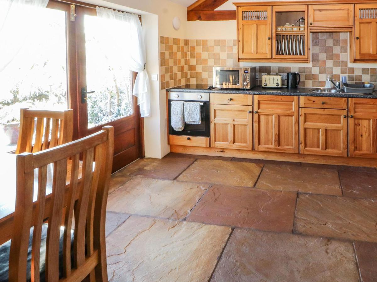 Sonya'S Cottage Anthorn エクステリア 写真